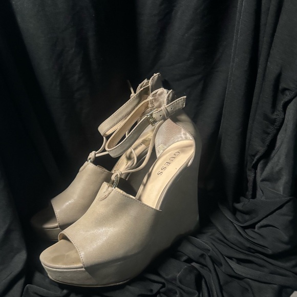 Guess Wedges - Picture 2 of 3